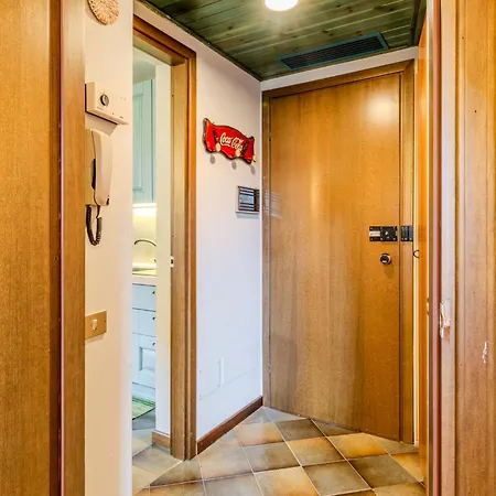 Morandini 261 By Interhome Daire Ponte Di Legno
