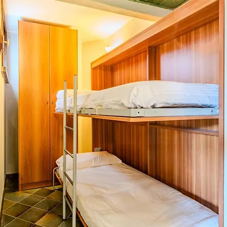 Morandini 261 By Interhome